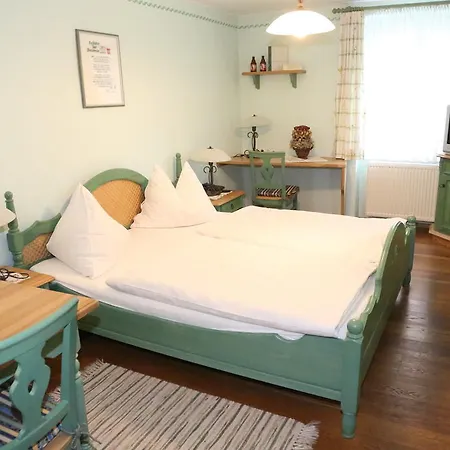 Отель Hubertus 3*